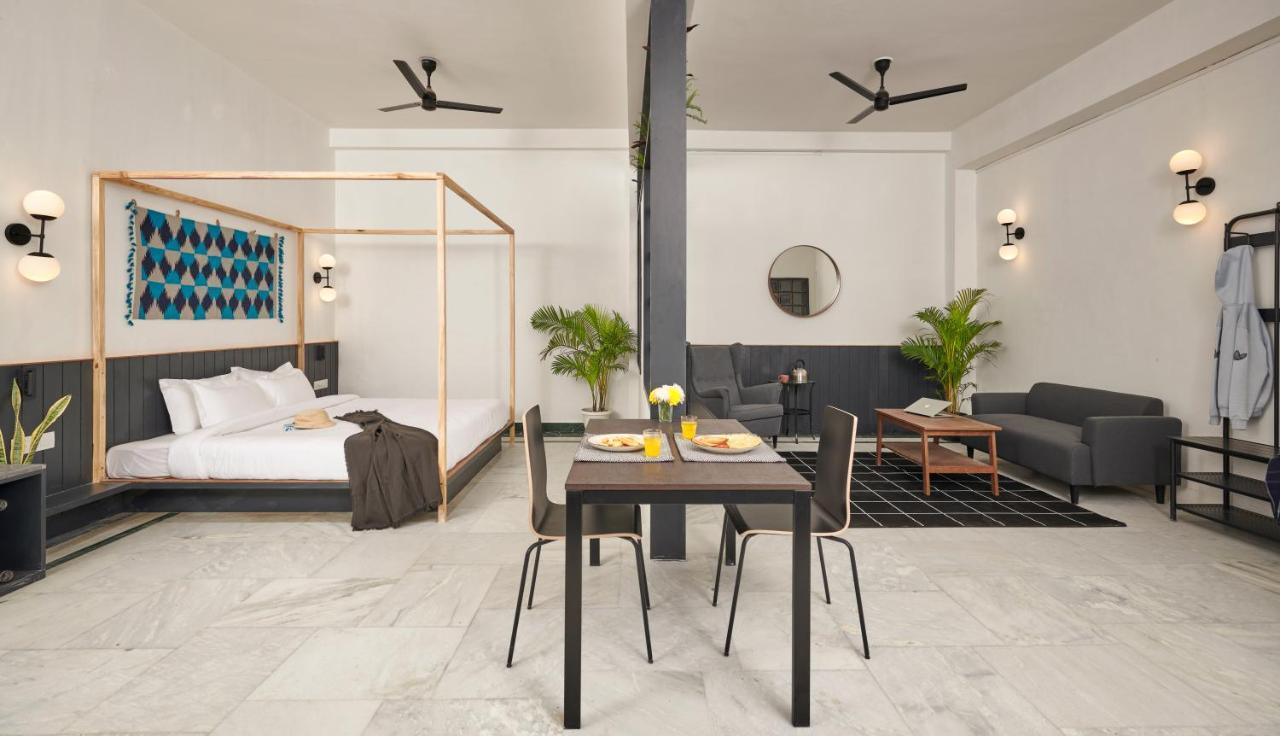 Poshtel Vns Apartment Varanasi Exterior foto